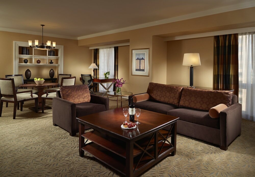 Фото Omni Los Angeles Hotel at California Plaza