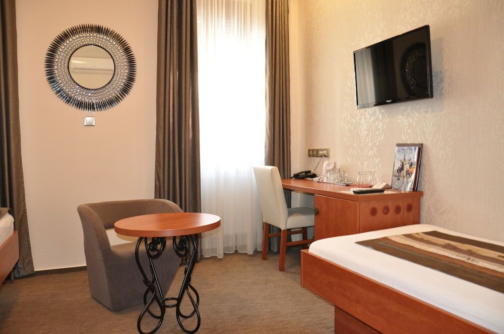 Фото Hotel Roudna