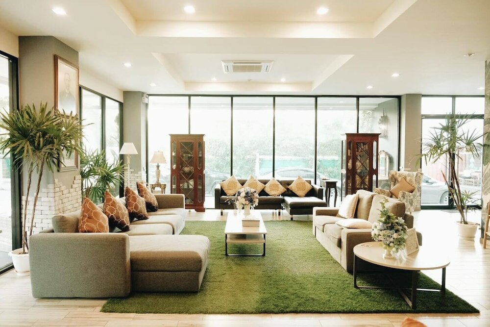 Фото Bangkok Oasis Hotel