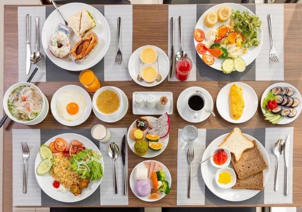 Фото Jolia Hotel and Apartment - My Khe Beach