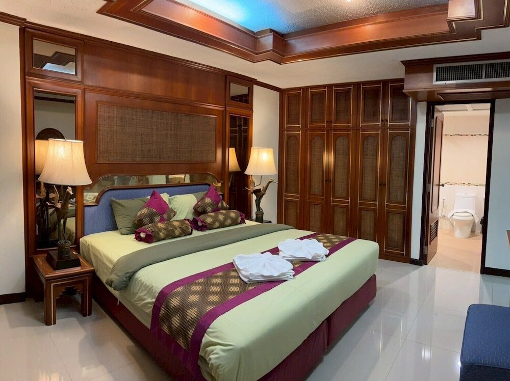 Фото Camelot Hotel Pattaya
