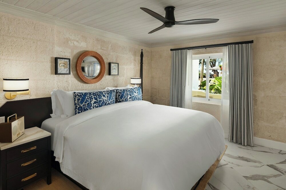 Фото Colony Club by Elegant Hotels