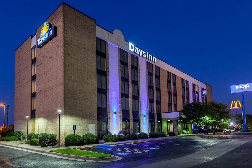 Фото Days Inn by Wyndham Amarillo East