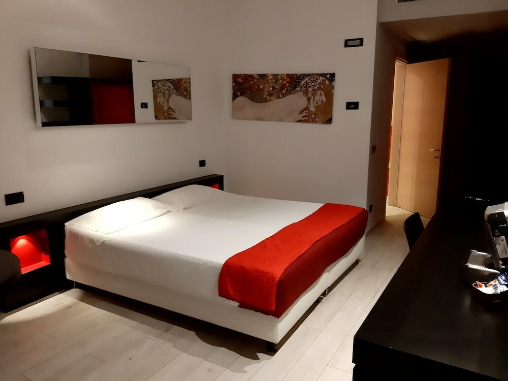 Фото Blue Shades Aparthotel