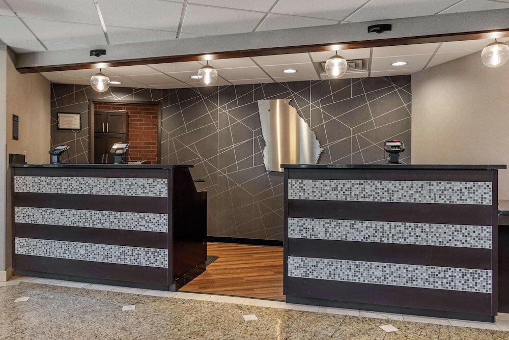 Фото Drury Inn & Suites Atlanta Airport
