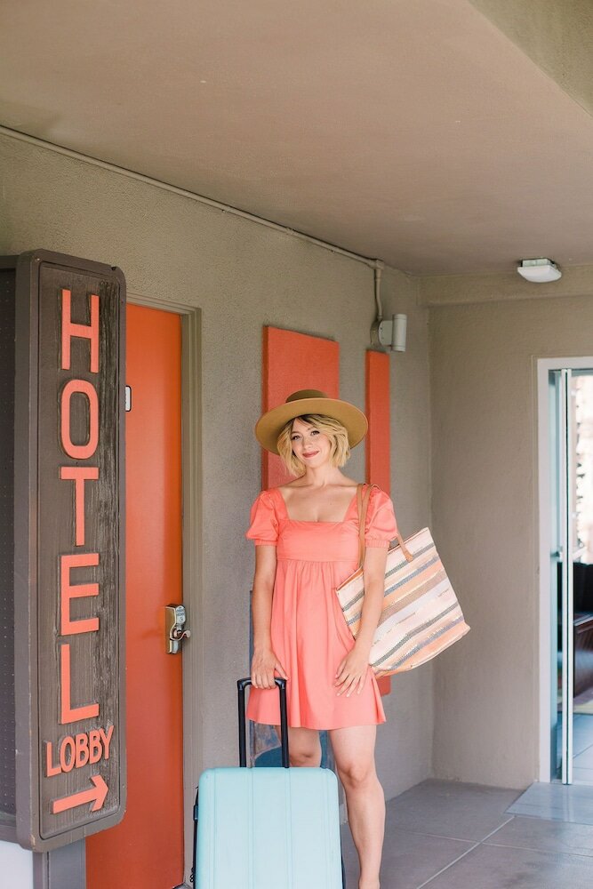 Фото Skylark Hotel