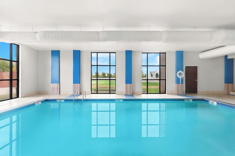 Фото Four Points by Sheraton Oklahoma City Quail Springs