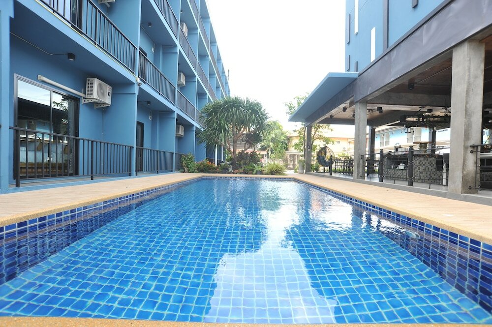 Фото отеля 2