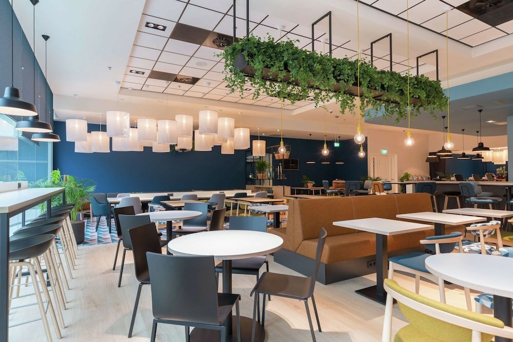 Фото Hampton by Hilton Utrecht Central Station