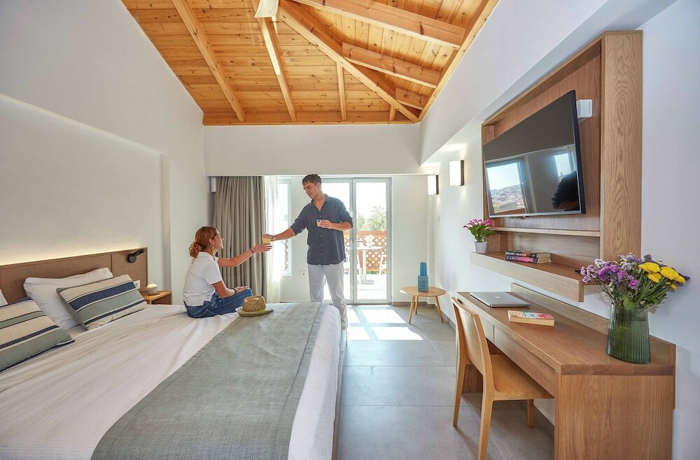 Фото Mystery Skiathos Luxury Residence