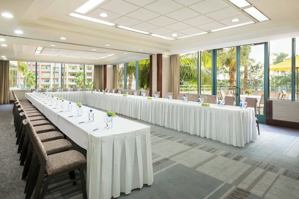 Фото The Westin Long Beach