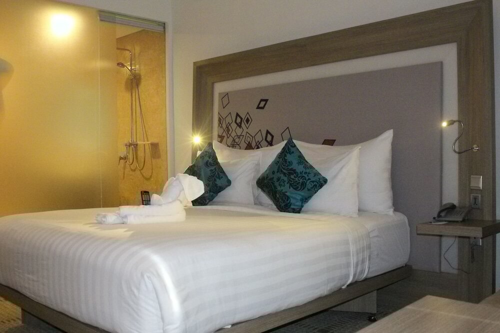 Фото Novotel Makassar Grand Shayla