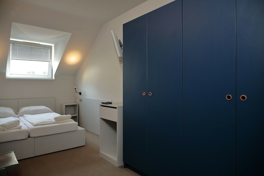 Фото Maverick Urban Lodge