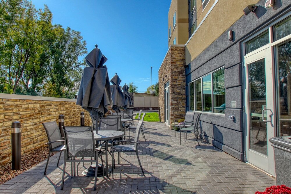 Фото Fairfield Inn & Suites by Marriott Appleton