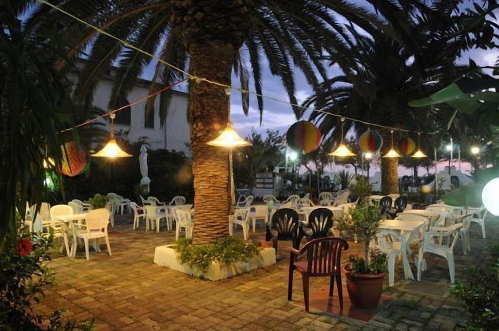 Фото Hotel Mondial