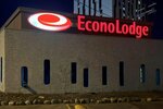 Econo Lodge Motel Village