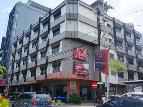 Фото Losari Beach Hotel