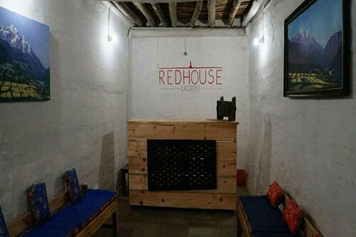 Гостиница Red House Lodge в Дхаулагири