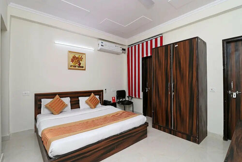 Oyo 10439 Ashoka Palace