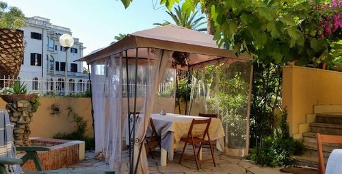 Гостиница B & B L'Auberge в Анцио