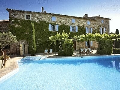 Гостиница Domaine les Méjeonnes в Приве