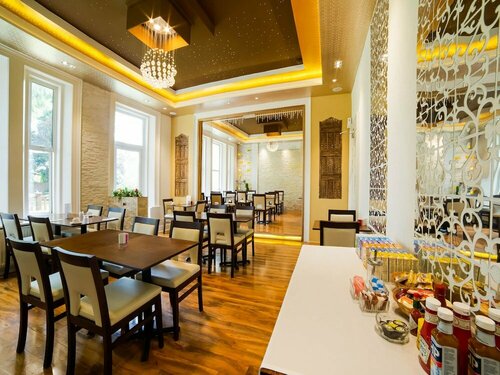 Гостиница Oyo Eagle House Hotel, St Leonards Hastings в Гастингсе