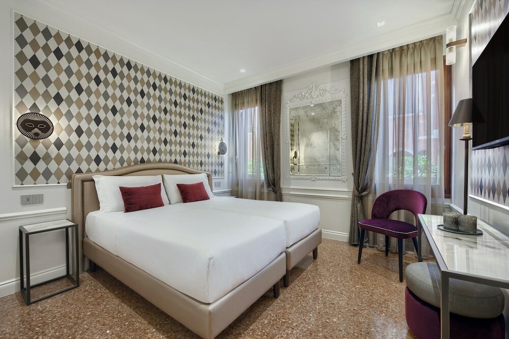 Фото Hotel Arlecchino