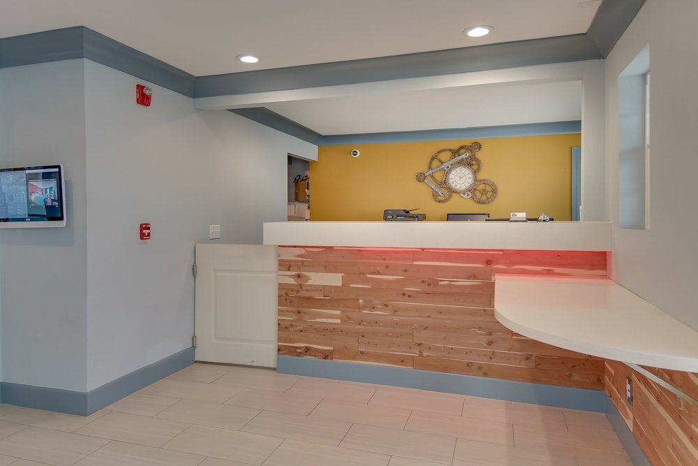 Фото Vagabond Inn Executive Hayward