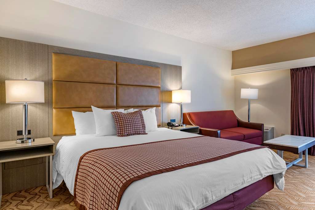 Фото Best Western Plus Thousand Oaks Inn