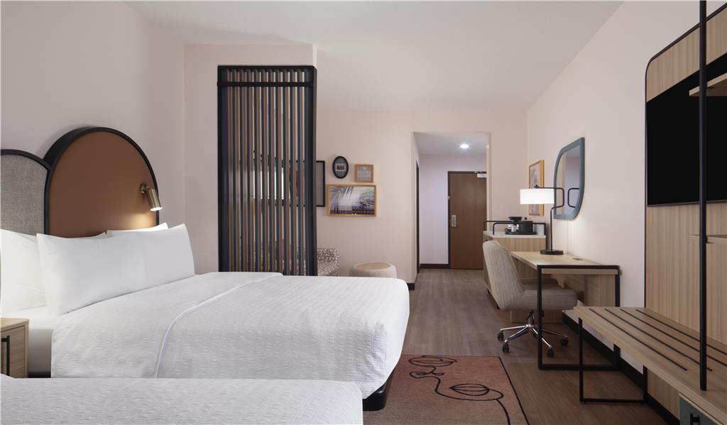 Фото Comfort Suites At Fairgrounds - Casino