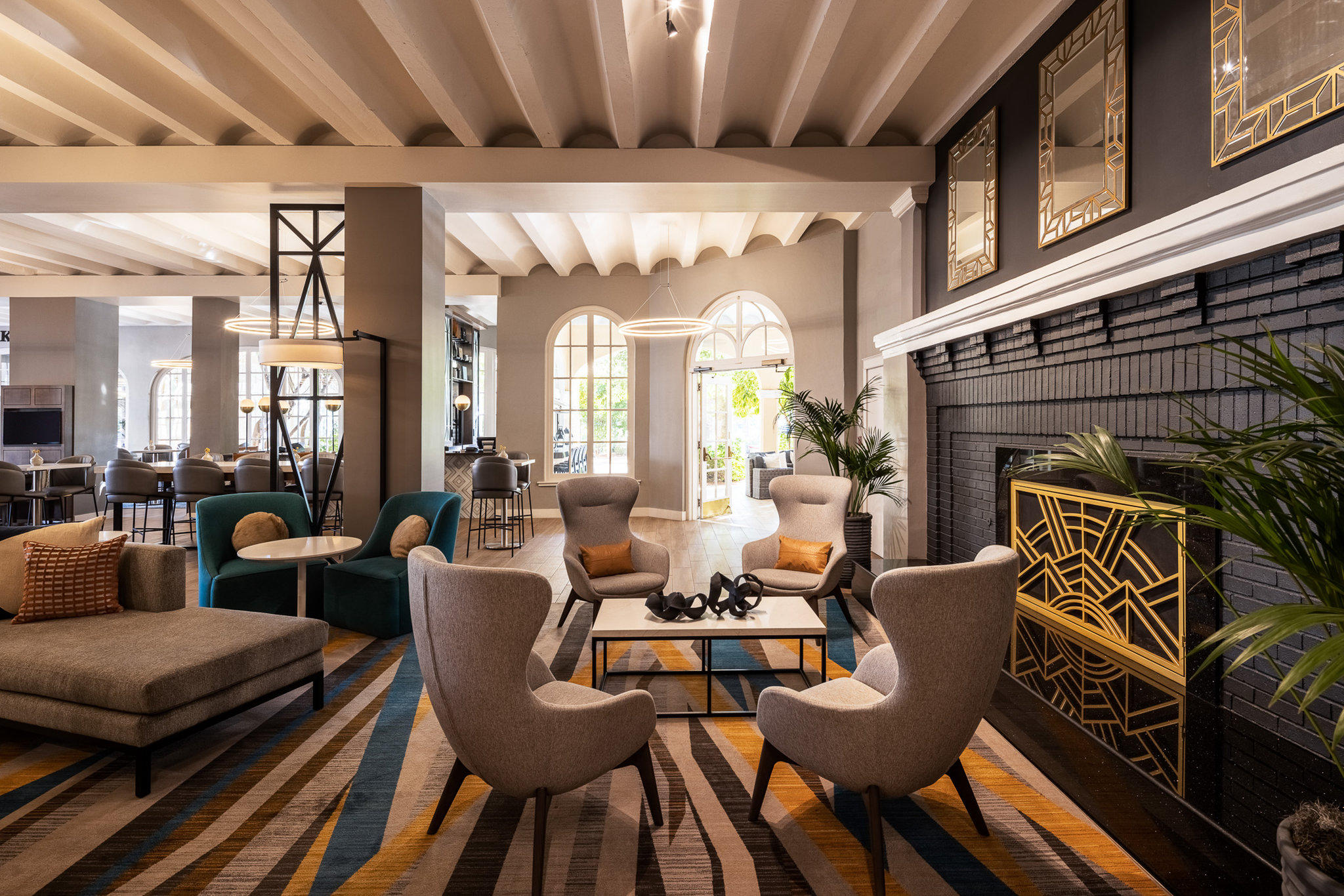 Фото Crowne Plaza Phoenix - Chandler Golf Resort, an Ihg Hotel