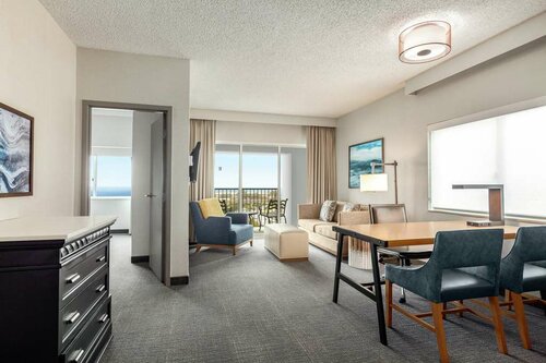 Гостиница Embassy Suites Monterey Bay в Монтерее