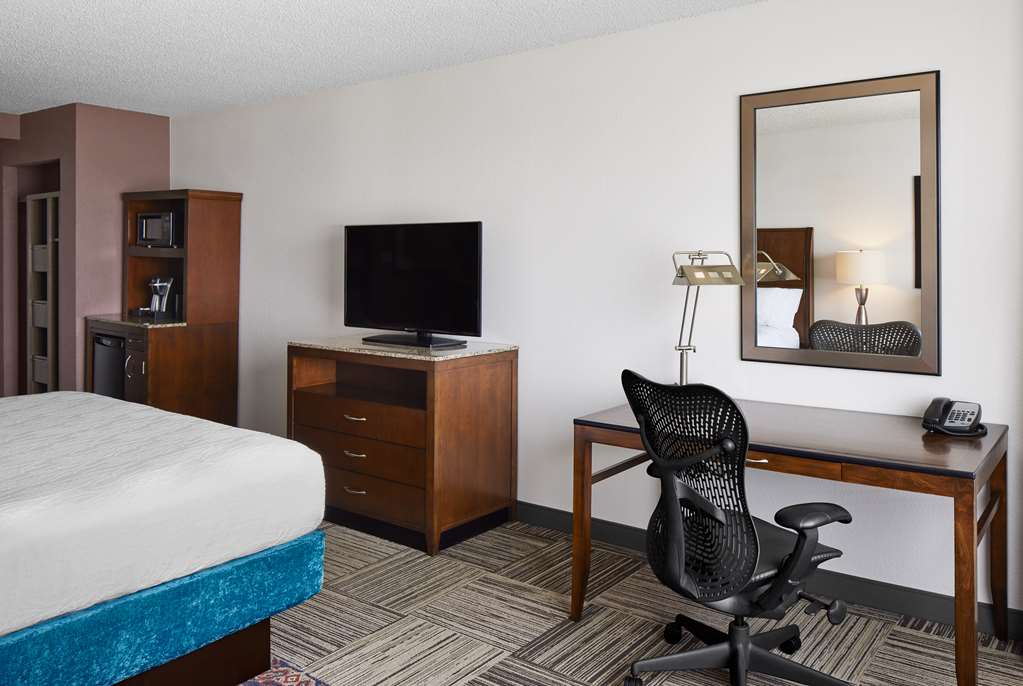 Фото Hilton Garden Inn Denver South Park Meadows Area