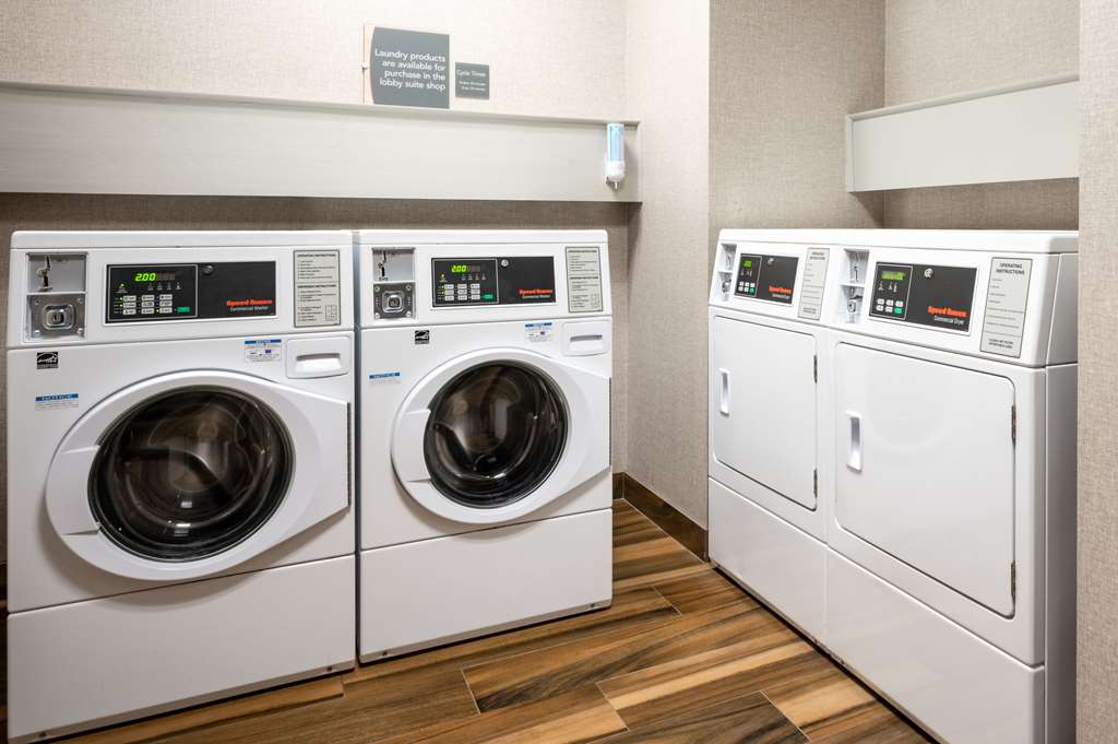 Фото Homewood Suites by Hilton Worcester