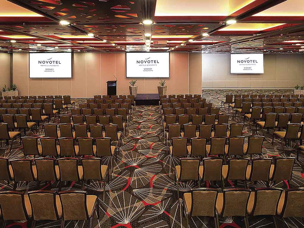 Фото Novotel Sydney Parramatta