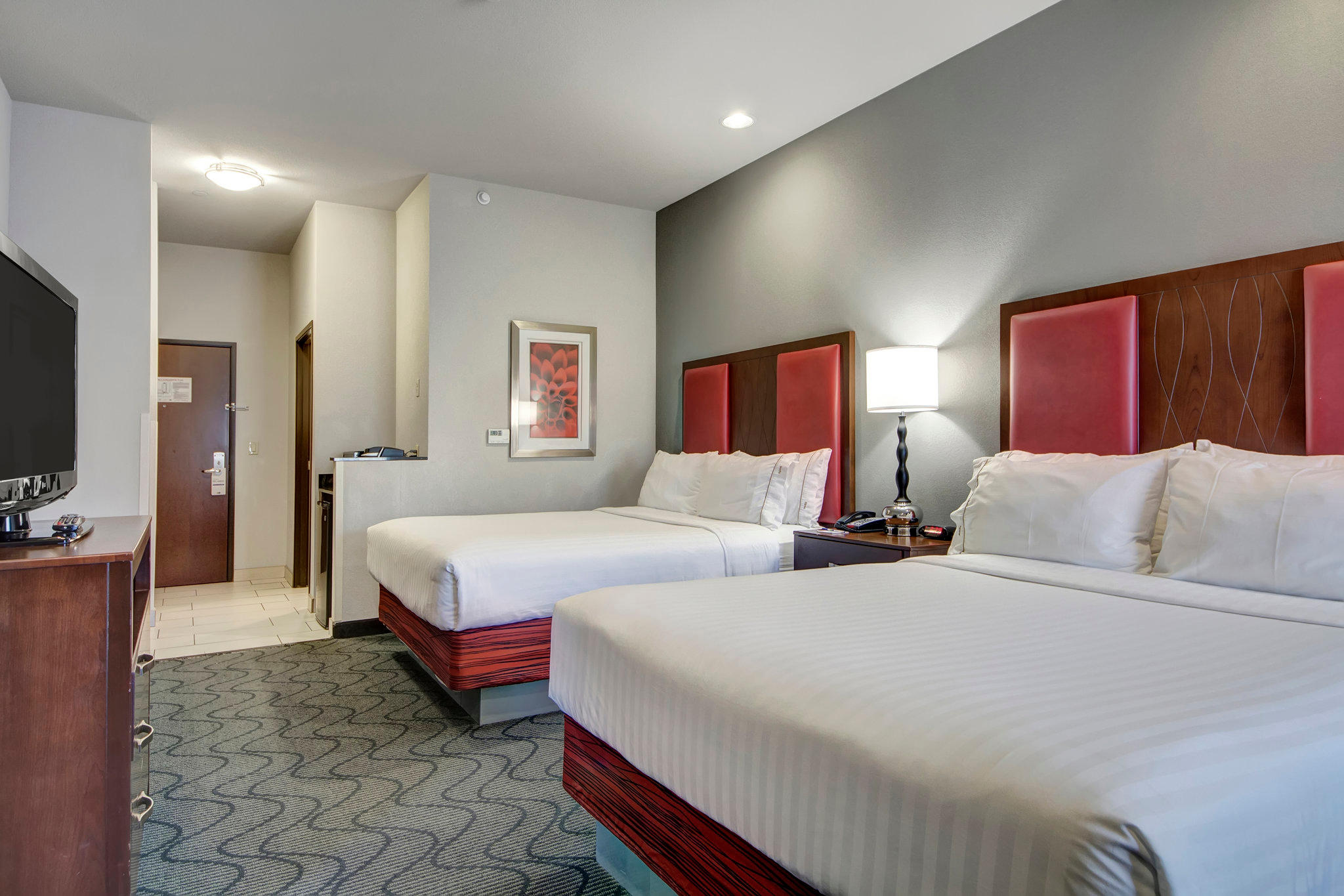Фото Holiday Inn Express & Suites Oklahoma City North, an Ihg Hotel