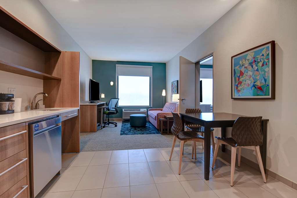 Фото Home2 Suites by Hilton North Plano Hwy 75