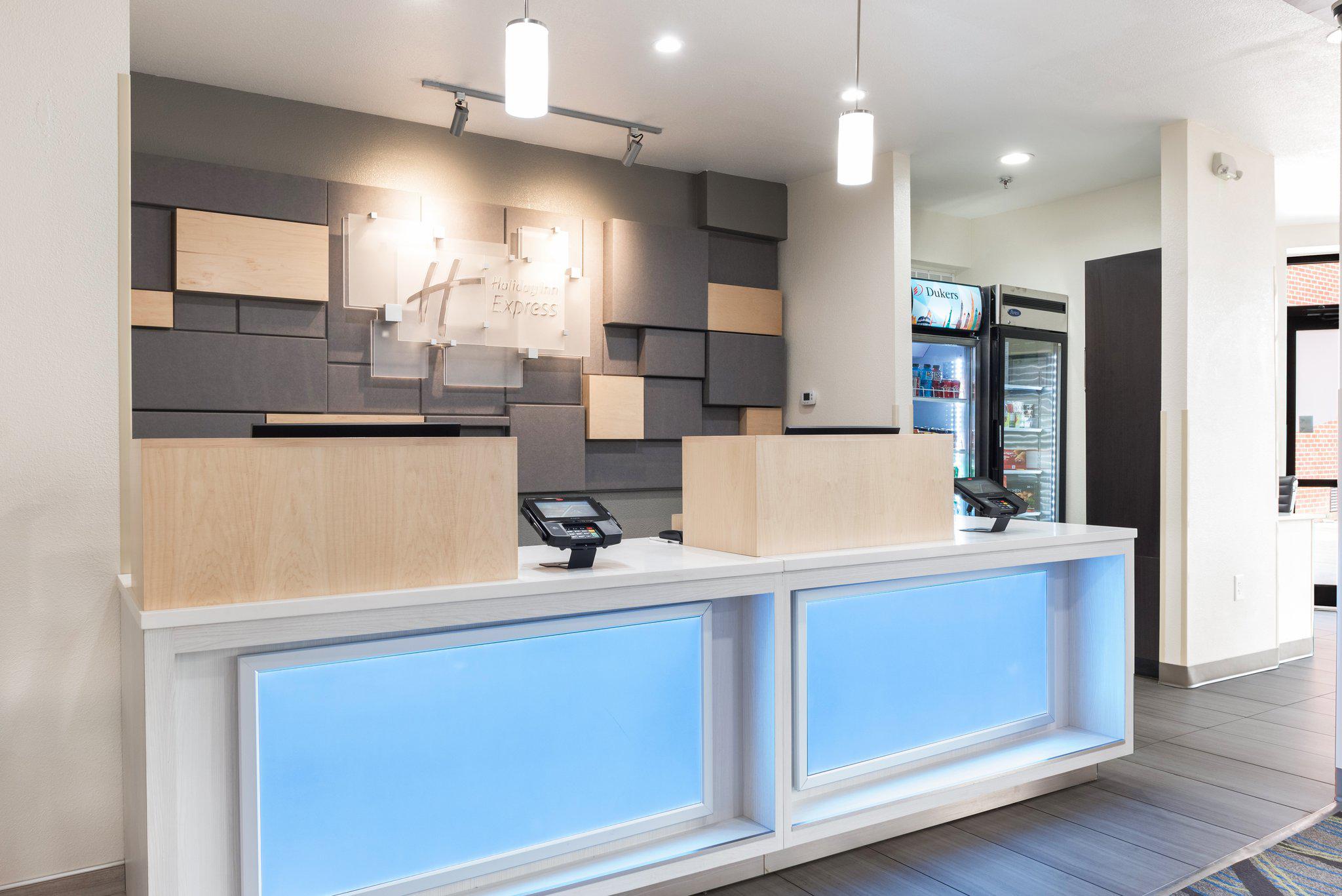 Фото Holiday Inn Express Columbus Downtown, an Ihg Hotel