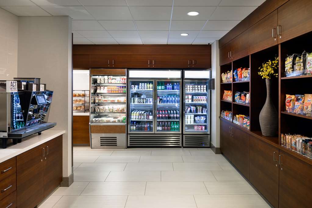 Фото Hilton Woodland Hills/Los Angeles