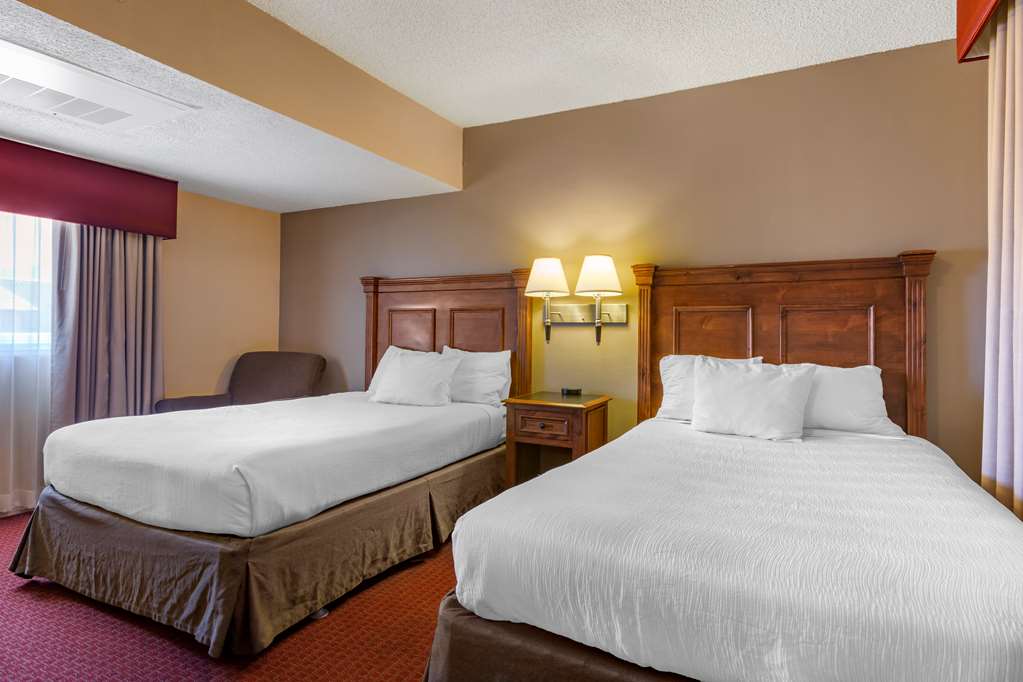 Фото Best Western Plus King's Inn & Suites