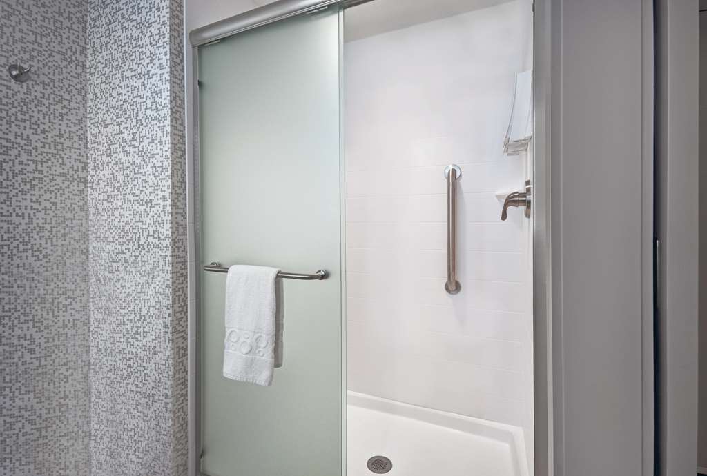 Фото Home2 Suites by Hilton Utica, Ny