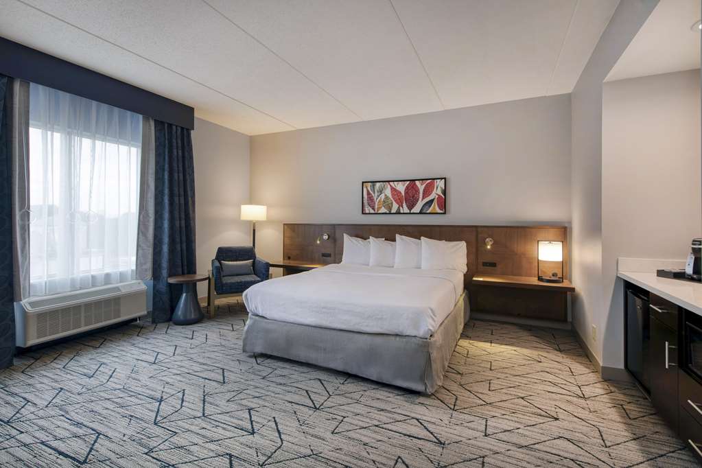 Фото Hilton Garden Inn Raleigh-Cary