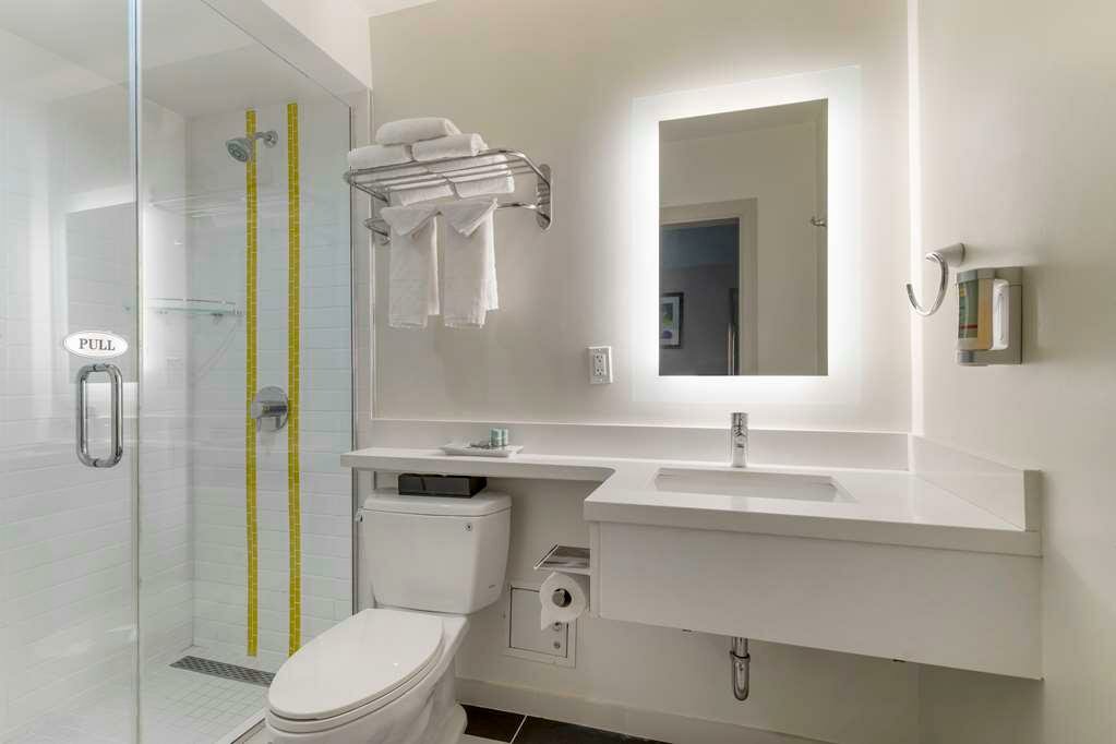 Фото Best Western Red Coach Inn