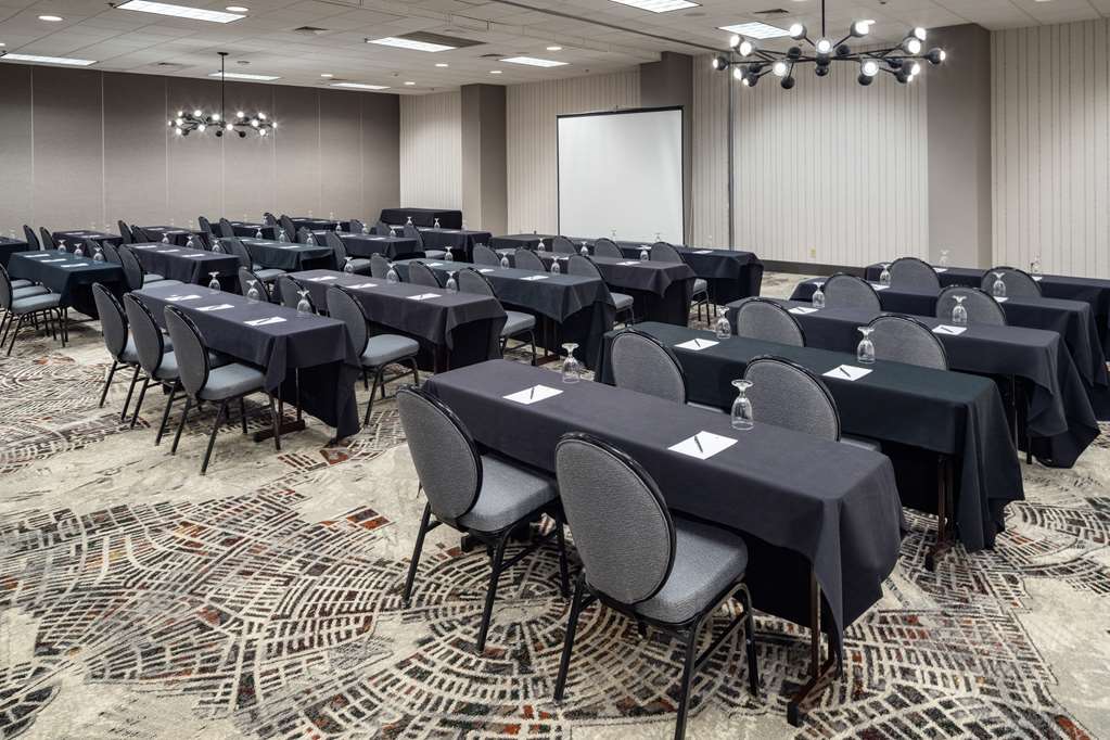 Фото Embassy Suites by Hilton Orlando North