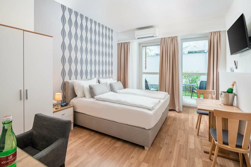 Фото Best Western Plus Celebrity Suites