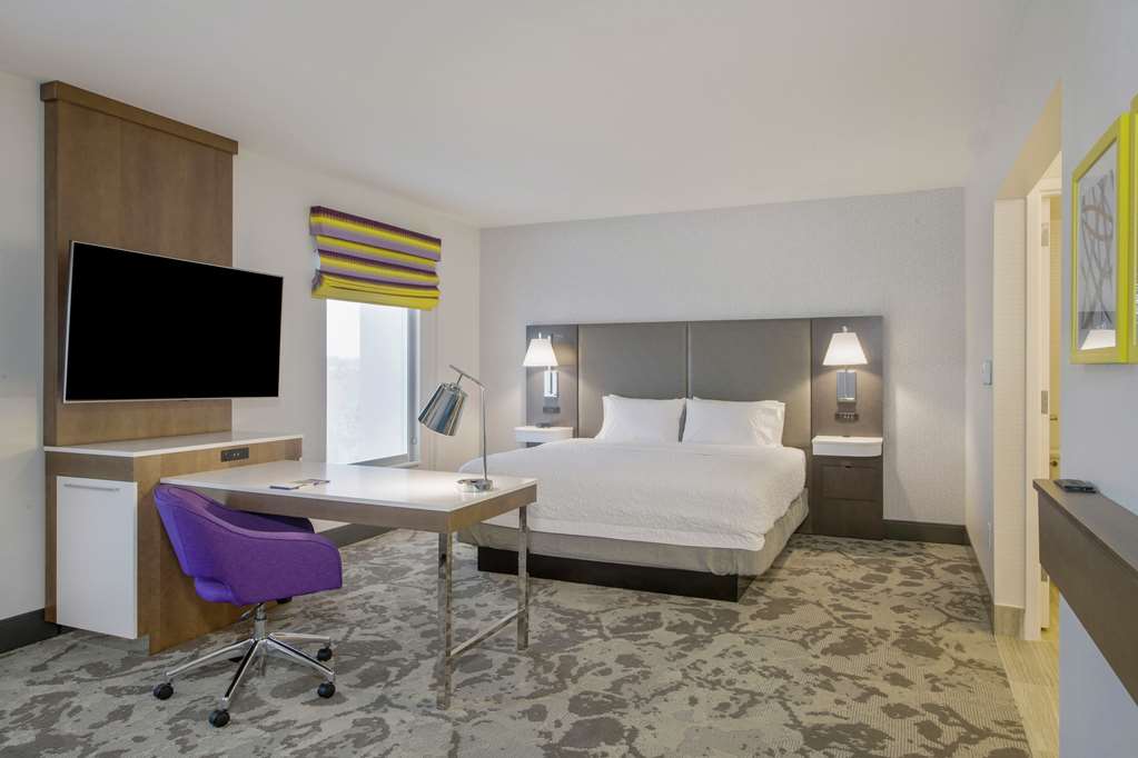 Фото Hampton Inn & Suites Raleigh-Durham Airport-Brier Creek by Hilton