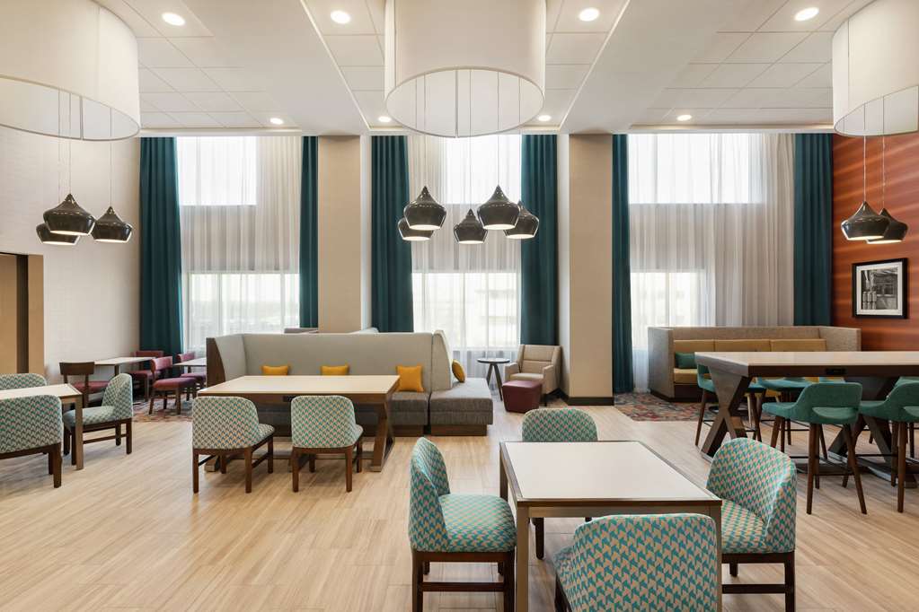 Фото Hampton Inn Indianapolis Downtown Iupui