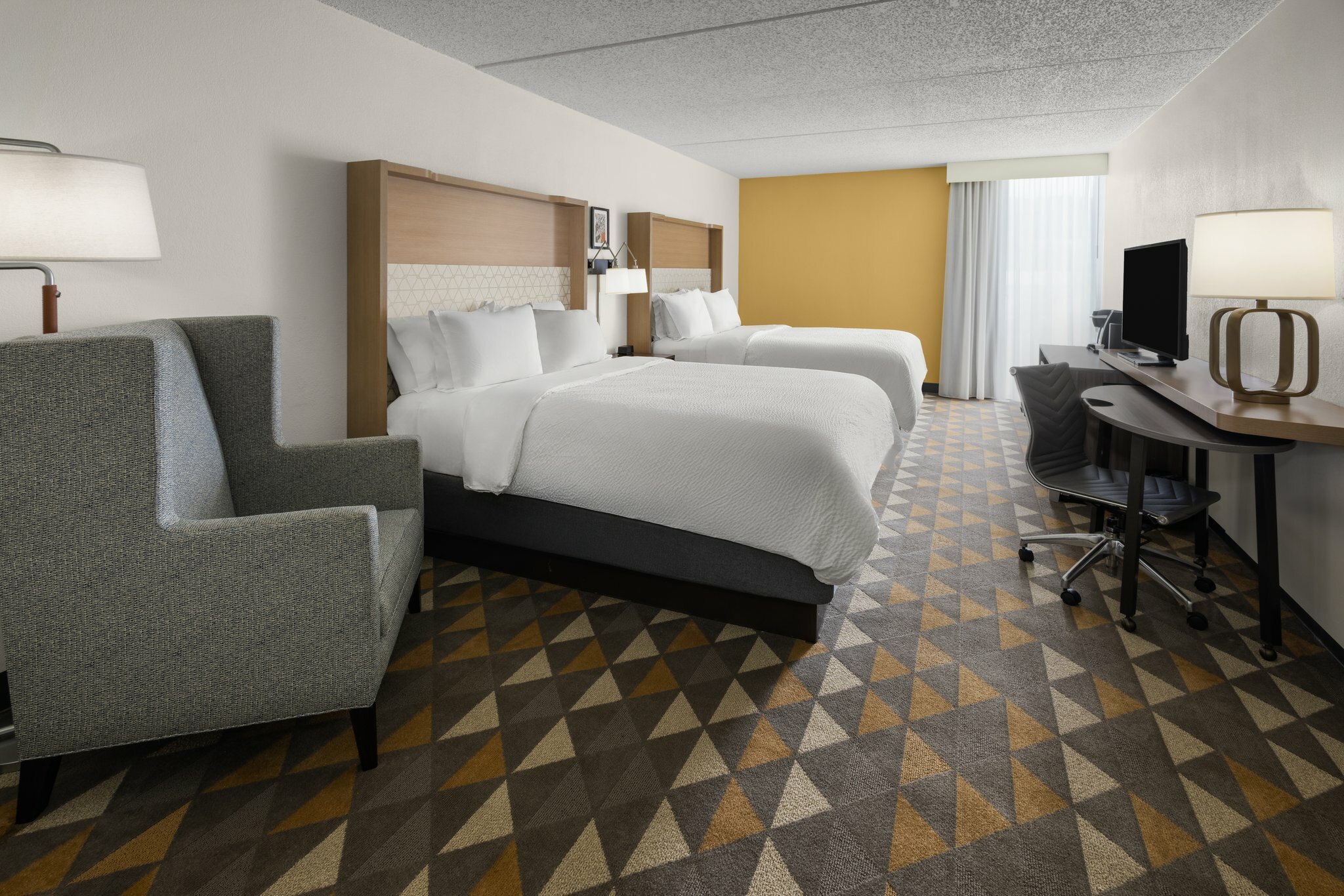 Фото Holiday Inn Morgantown - Reading Area, an Ihg Hotel