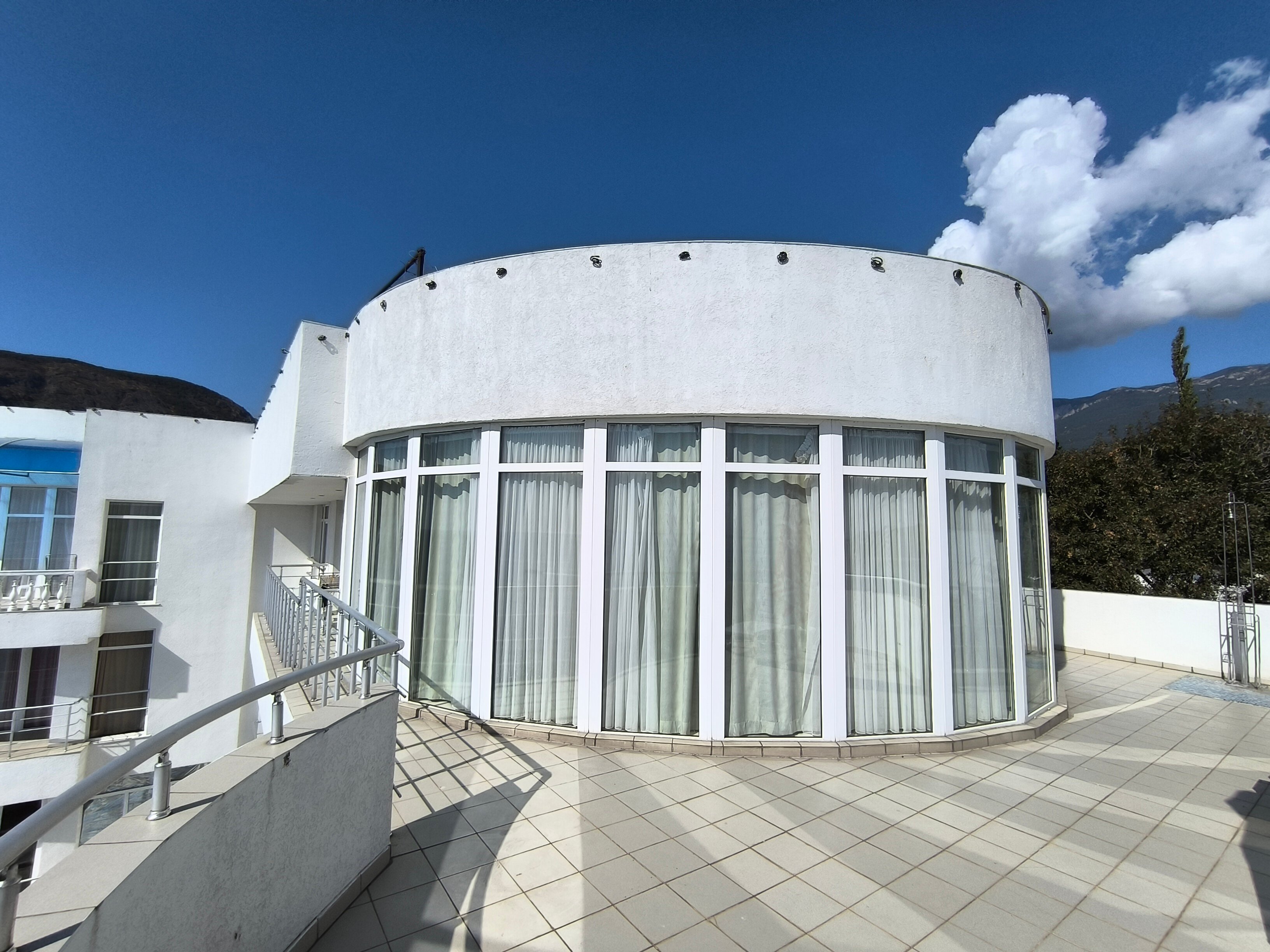 Фото Маджестик