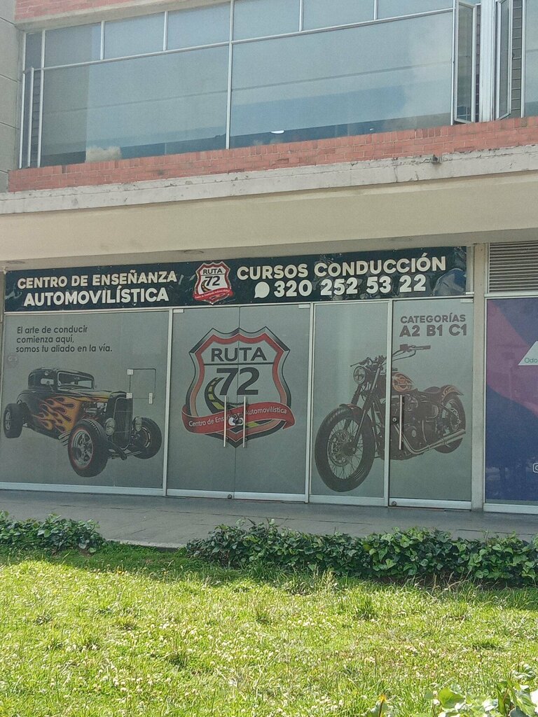 Driving school Centro de Enseñanza Automovilística Ruta 72, Bogota, photo
